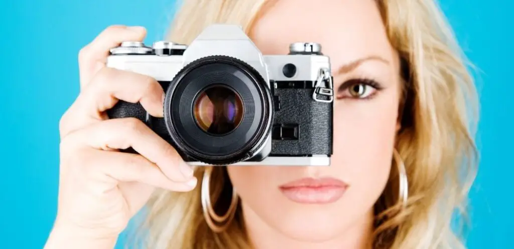 Types of point and shoot camera | Best Point and Shoot Cameras