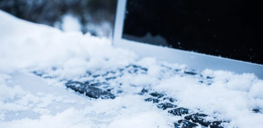 n Cold Weather Ruin a Laptop?