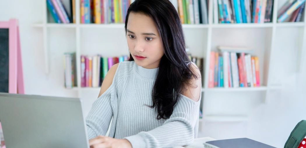 Laptops can help you stay organized and efficient