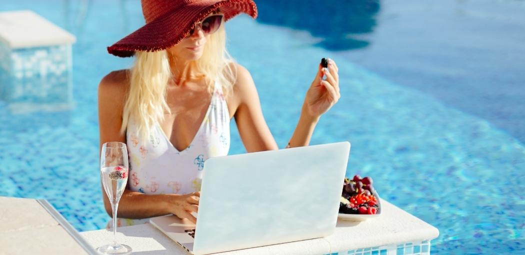How to Use a Laptop in a Pool: Use a laptop stand