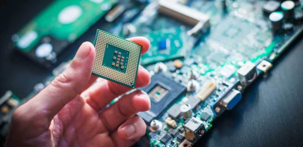 Processor: Intel or AMD?
